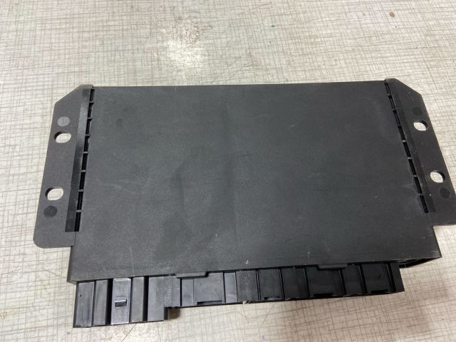 bontott AUDI A4 B7 Komfort Elektronika