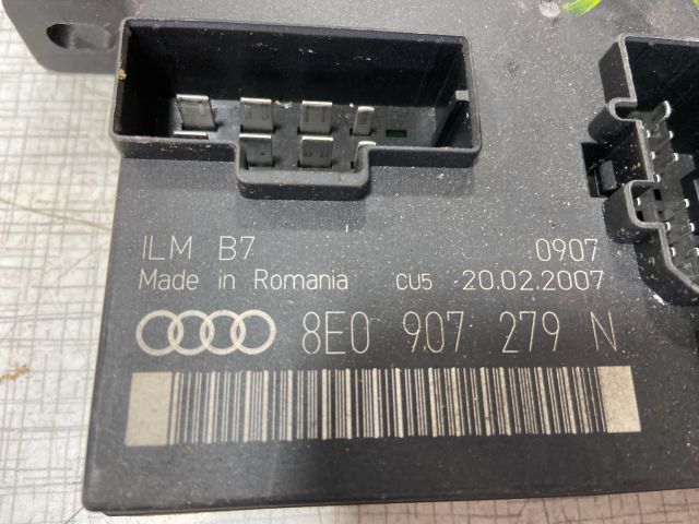 bontott AUDI A4 B7 Komfort Elektronika