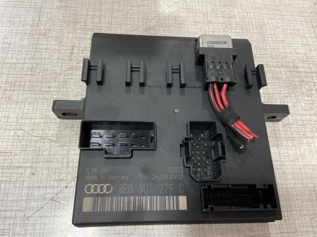 bontott AUDI A4 B7 Komfort Elektronika