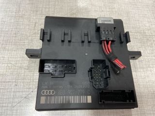 bontott AUDI A4 B7 Komfort Elektronika