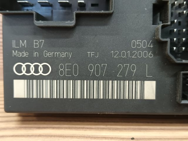 bontott AUDI A4 B7 Komfort Elektronika