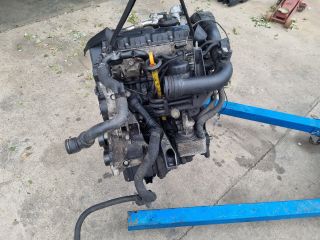 bontott AUDI A4 B7 Komplett Motor (Segédberendezésekkel)