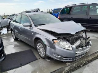 bontott AUDI A4 B7 Kuplung Szett (Szerkezet, Tárcsa)