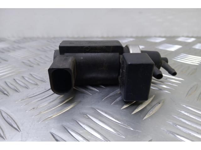 bontott AUDI A4 B7 Lefújószelep