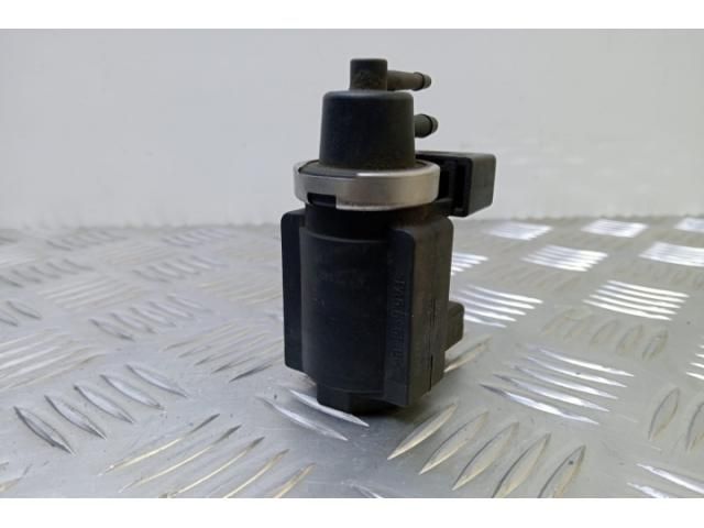 bontott AUDI A4 B7 Lefújószelep