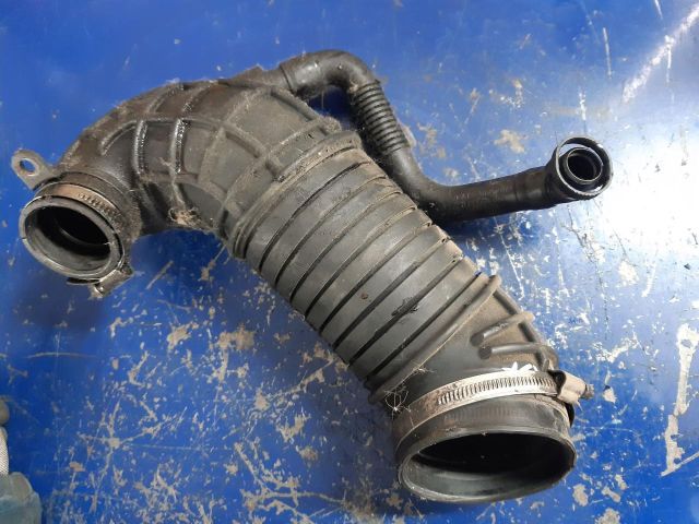 bontott AUDI A4 B7 Légbeömlő Cső