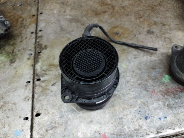 bontott AUDI A4 B7 Légtömegmérő