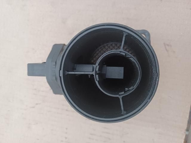 bontott AUDI A4 B7 Légtömegmérő