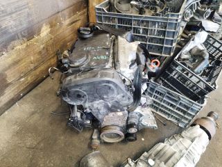 bontott AUDI A4 B7 Motor (Fűzött blokk hengerfejjel)
