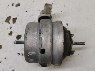 bontott AUDI A4 B7 Motor Tartó Bak Bal