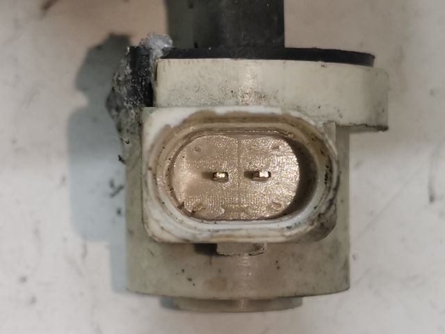 bontott AUDI A4 B7 Motor Tartó Bak Bal