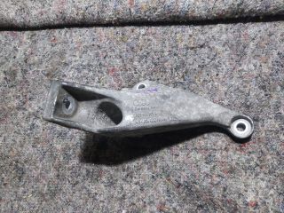 bontott AUDI A4 B7 Motor Tartó Bak (Fém)