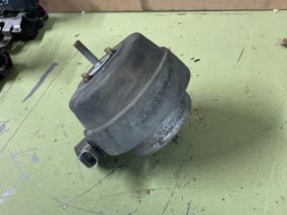 bontott AUDI A4 B7 Motor Tartó Bak (Fém)