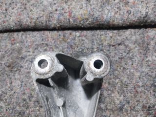 bontott AUDI A4 B7 Motor Tartó Bak (Fém)