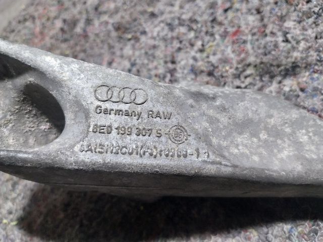 bontott AUDI A4 B7 Motor Tartó Bak (Fém)