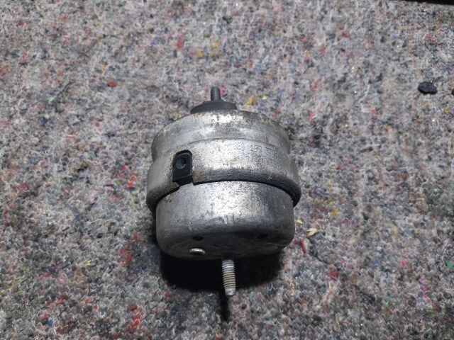 bontott AUDI A4 B7 Motor Tartó Bak (Pozíciófüggetlen)