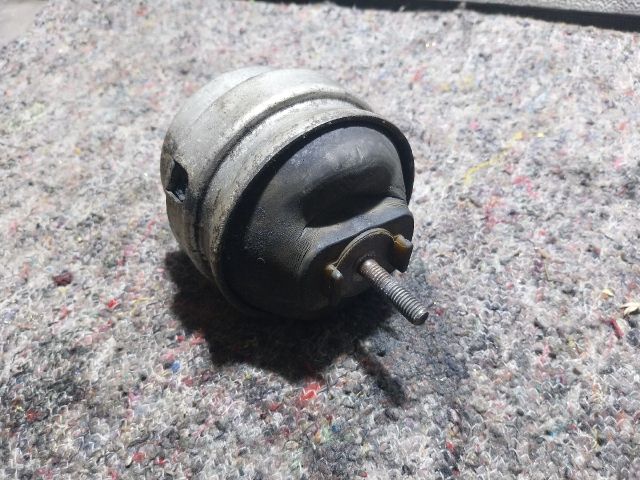 bontott AUDI A4 B7 Motor Tartó Bak (Pozíciófüggetlen)