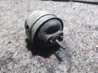 bontott AUDI A4 B7 Motor Tartó Bak (Pozíciófüggetlen)