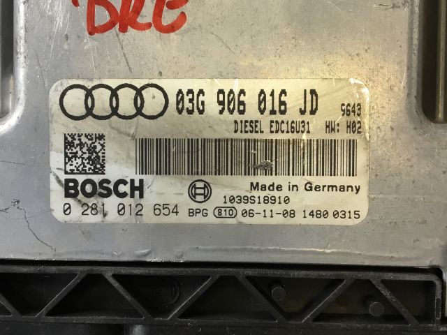 bontott AUDI A4 B7 Motorvezérlő