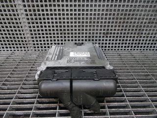 bontott AUDI A4 B7 Motorvezérlő