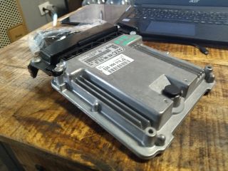 bontott AUDI A4 B7 Motorvezérlő