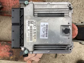 bontott AUDI A4 B7 Motorvezérlő