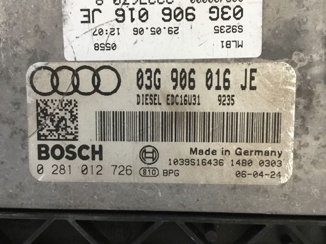 bontott AUDI A4 B7 Motorvezérlő