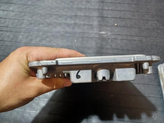 bontott AUDI A4 B7 Motorvezérlő