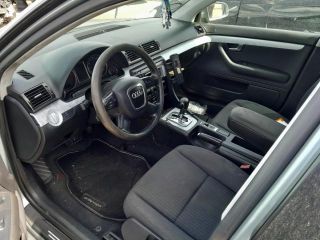 bontott AUDI A4 B7 Motorvezérlő