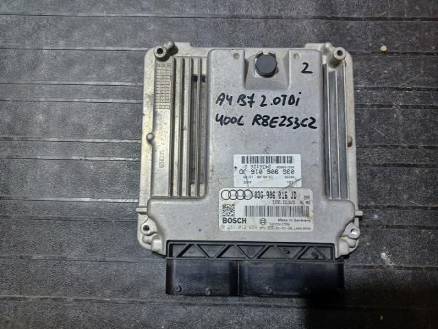 bontott AUDI A4 B7 Motorvezérlő