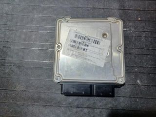 bontott AUDI A4 B7 Motorvezérlő