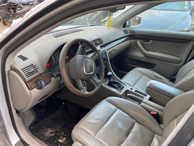 bontott AUDI A4 B7 Motorvezérlő