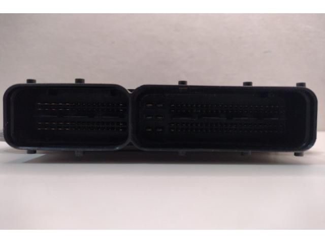 bontott AUDI A4 B7 Motorvezérlő