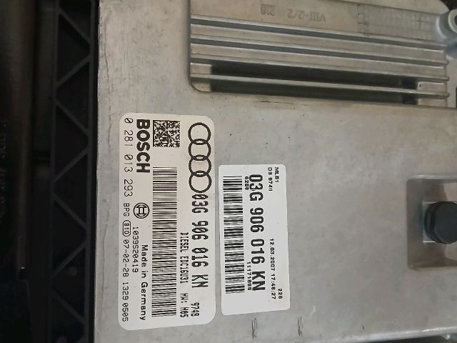 bontott AUDI A4 B7 Motorvezérlő