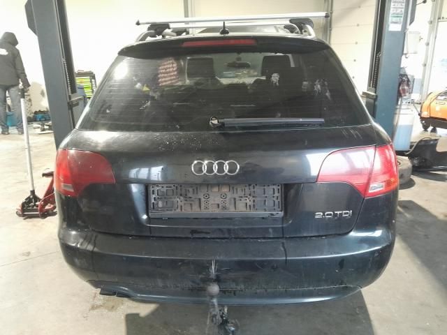 bontott AUDI A4 B7 Motorvezérlő