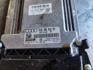 bontott AUDI A4 B7 Motorvezérlő