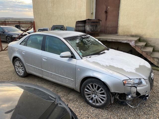 bontott AUDI A4 B7 Motorvezérlő