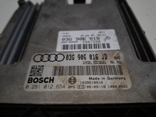 bontott AUDI A4 B7 Motorvezérlő