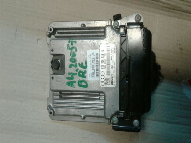 bontott AUDI A4 B7 Motorvezérlő
