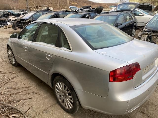 bontott AUDI A4 B7 Motorvezérlő