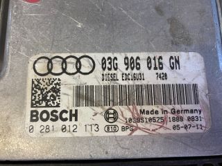 bontott AUDI A4 B7 Motorvezérlő