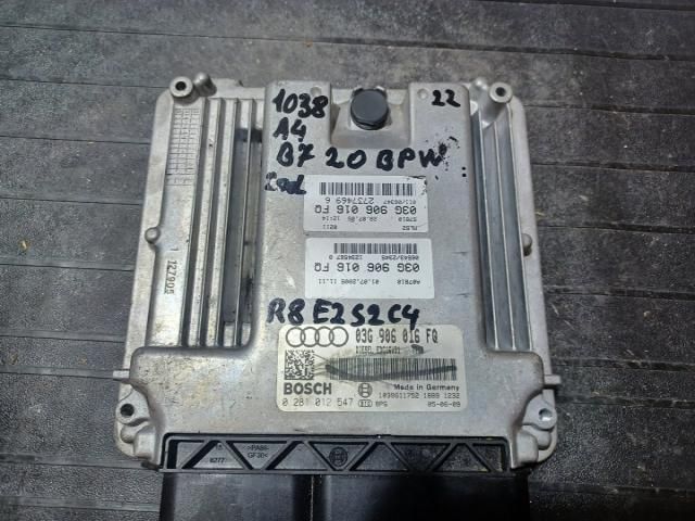 bontott AUDI A4 B7 Motorvezérlő