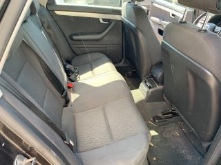 bontott AUDI A4 B7 Olajbeöntő Sapka