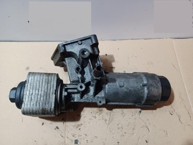 bontott AUDI A4 B7 Olajhűtő