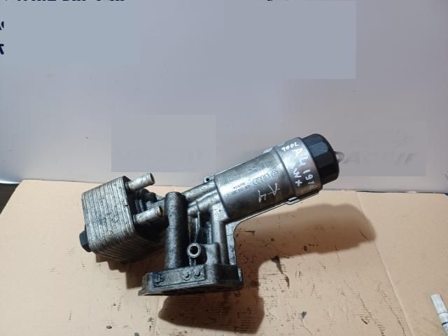 bontott AUDI A4 B7 Olajhűtő