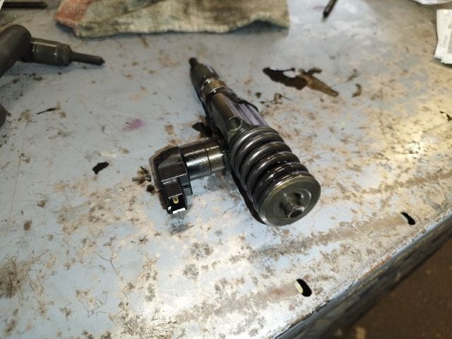 bontott AUDI A4 B7 Porlasztó (1 db)