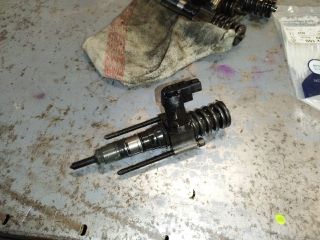 bontott AUDI A4 B7 Porlasztó (1 db)