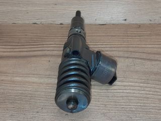 bontott AUDI A4 B7 Porlasztó (1 db)