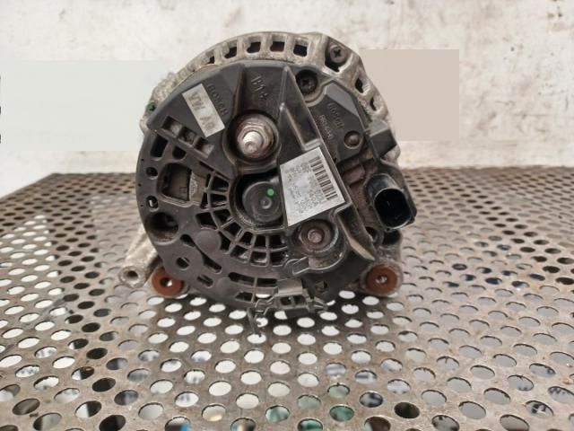 bontott AUDI A4 B7 Generátor