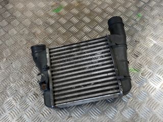 bontott AUDI A4 B7 Intercooler